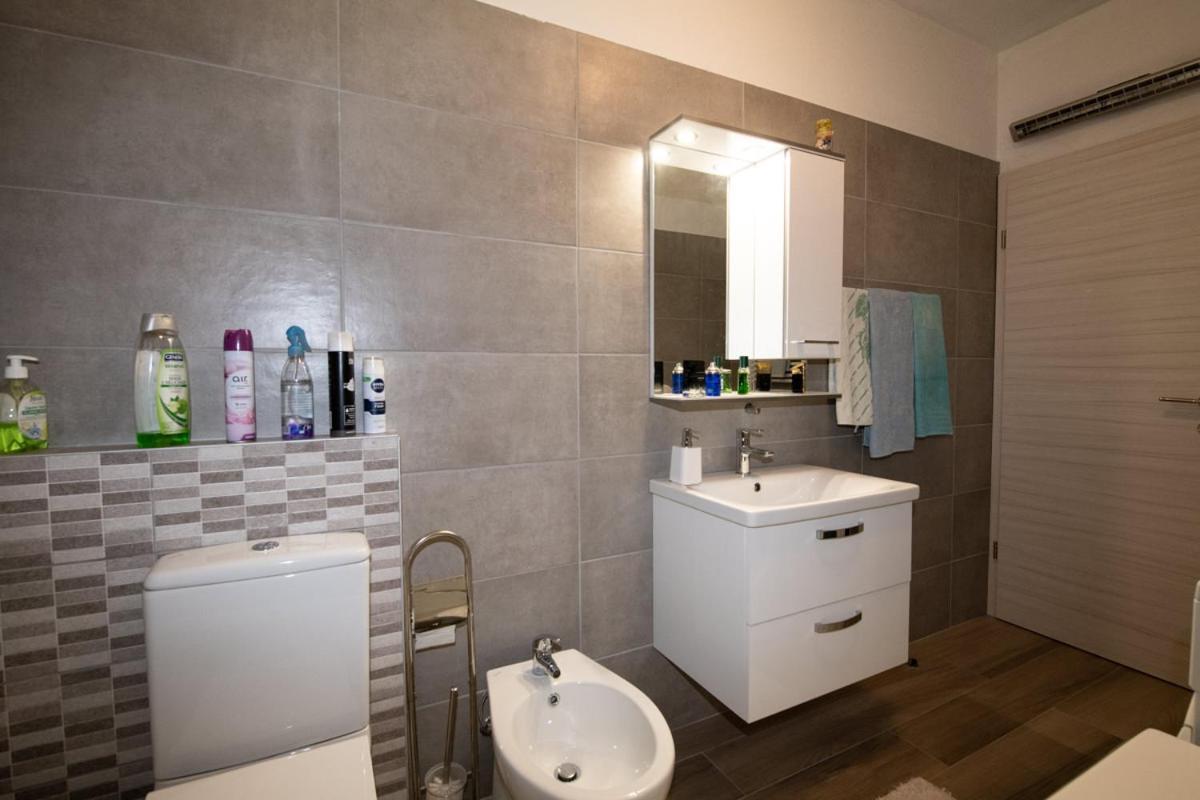 Apartman Elvis Ловран Екстер'єр фото